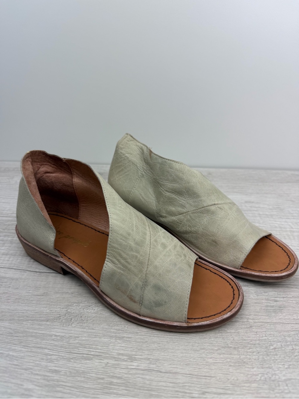 Free People Mont Blanc Leather Sandals Grey Taupe Size 37.5 - Picture 2 of 13